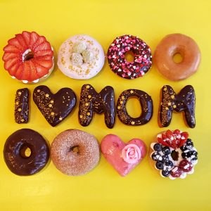 Mothers Day Donuts Gifts set