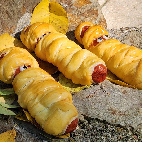 Mummy shape Kolaches